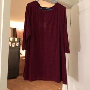 Red Elbow length top